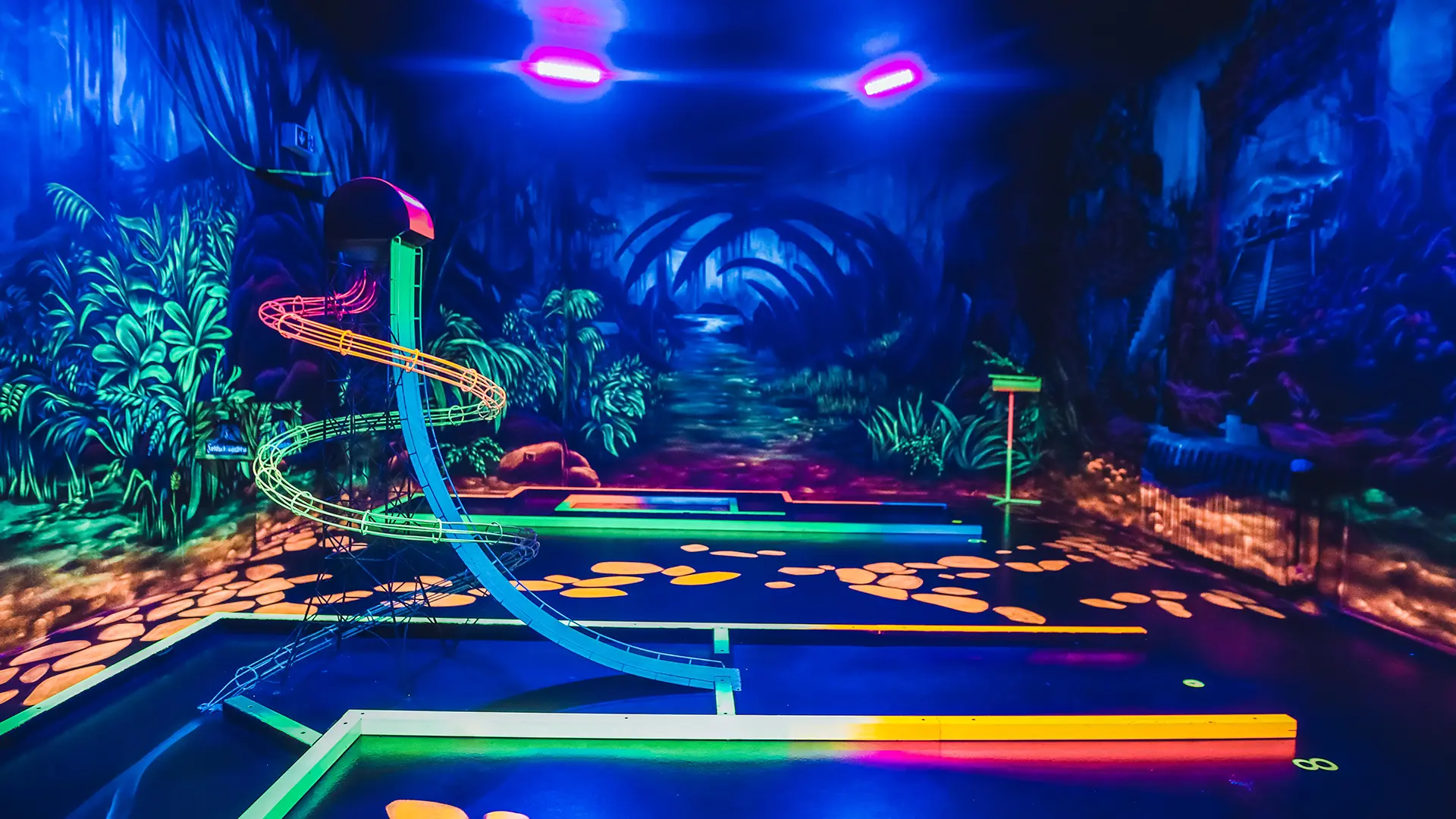 BLACKLUXX 3D Minigolf Dresden - Barock Eventpark